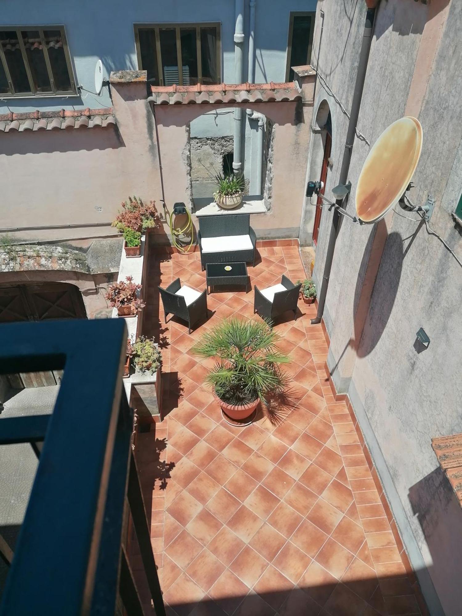 La Casa Di Astrea Bed and Breakfast Caiazzo Eksteriør billede
